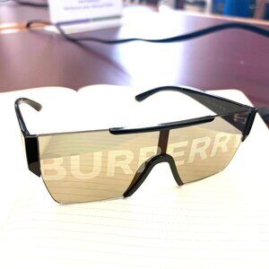 Burberry BE 4291 Sunglasses 70% off